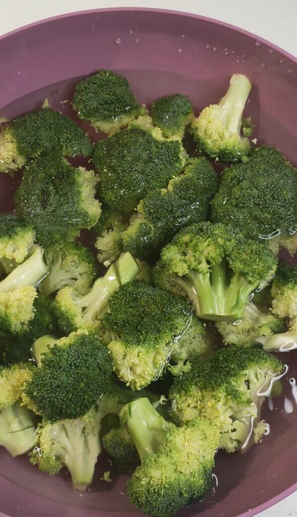 lavare e pulire i broccoli prima della cottura