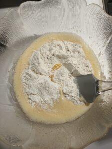 Aggiungere farina lievito per waffle