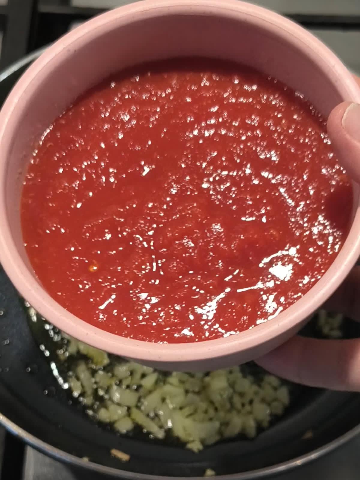 chopped tomato sauce for gnocchi