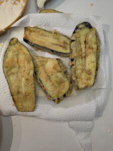Melanzane fritte in olio per parmigiana
