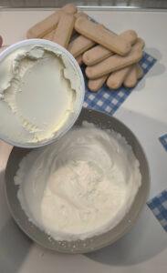 Mascarpone e panna tiramisu