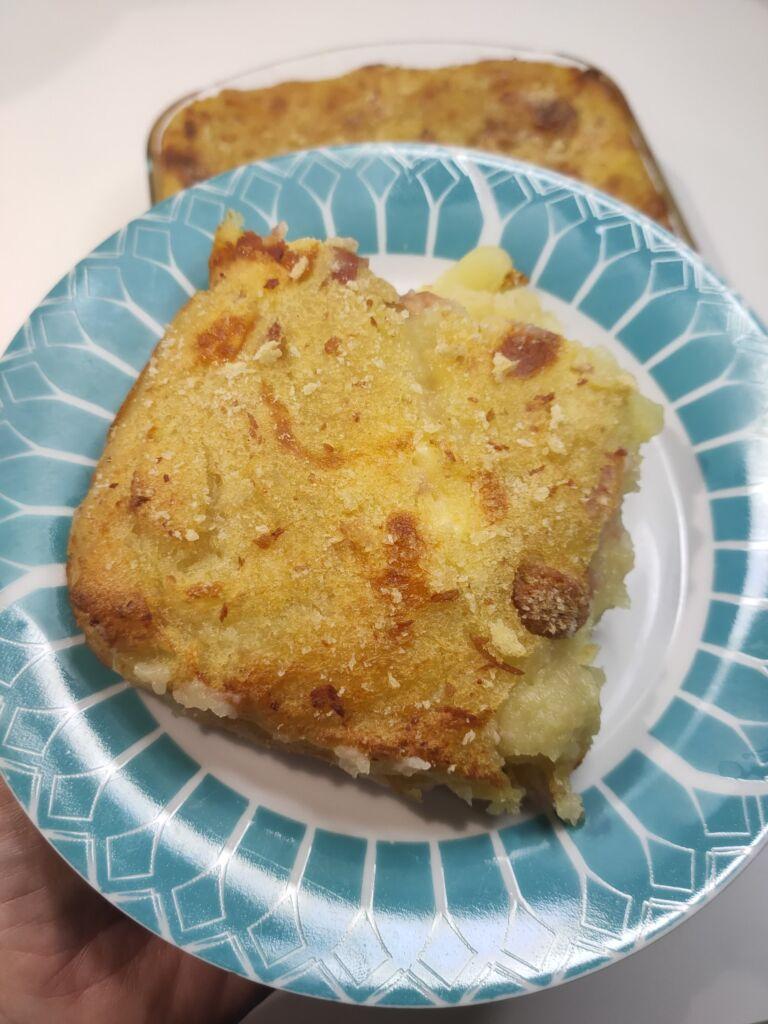 sformato di patate al forno con superficie dorata